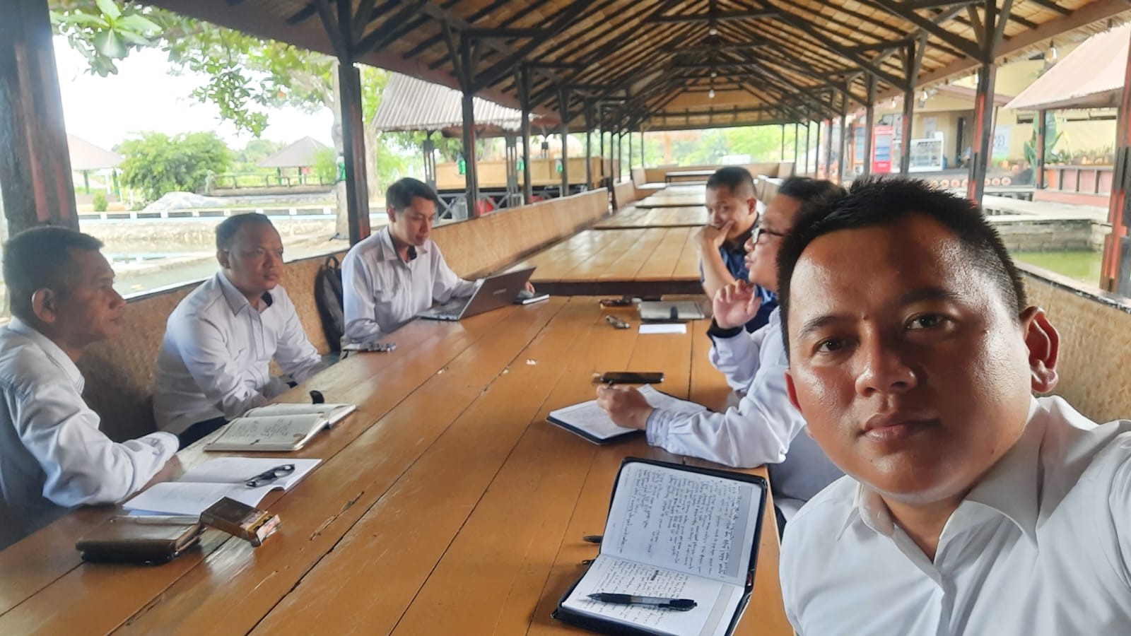rapat hakim 2