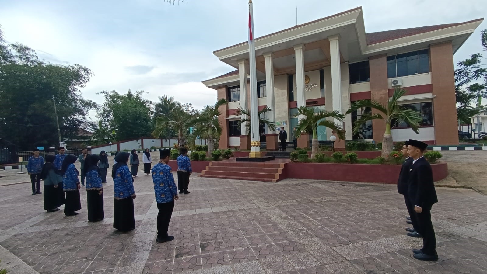 hari pahlawan 1